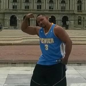 Meet your Posher, Rainier antonio